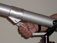 Telescope angle adjuster